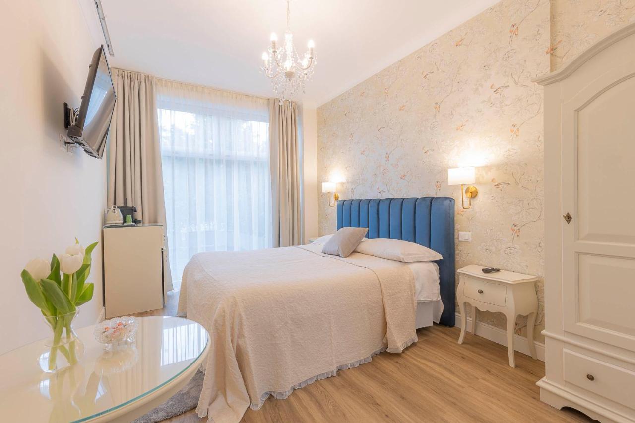 Crys: Rooms, Holiday, Business Verona Exterior foto